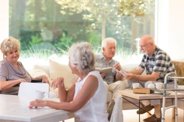 Elderly people living in a retirement community