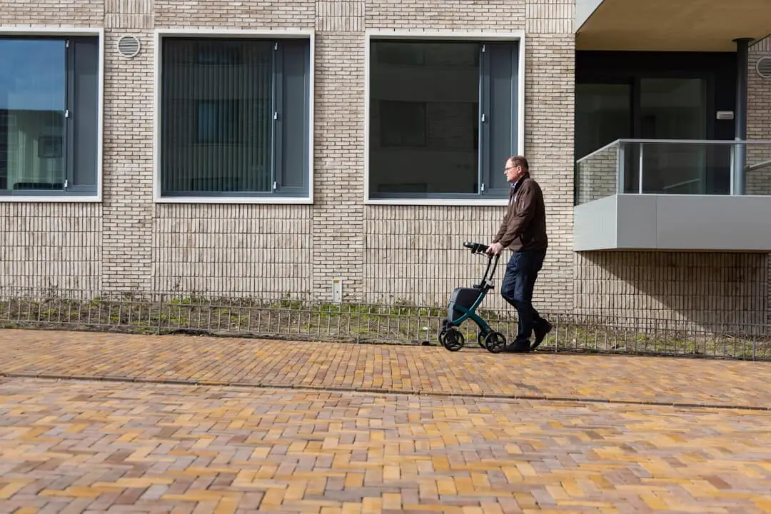 How long do you use a walker after hip replacement surgery?